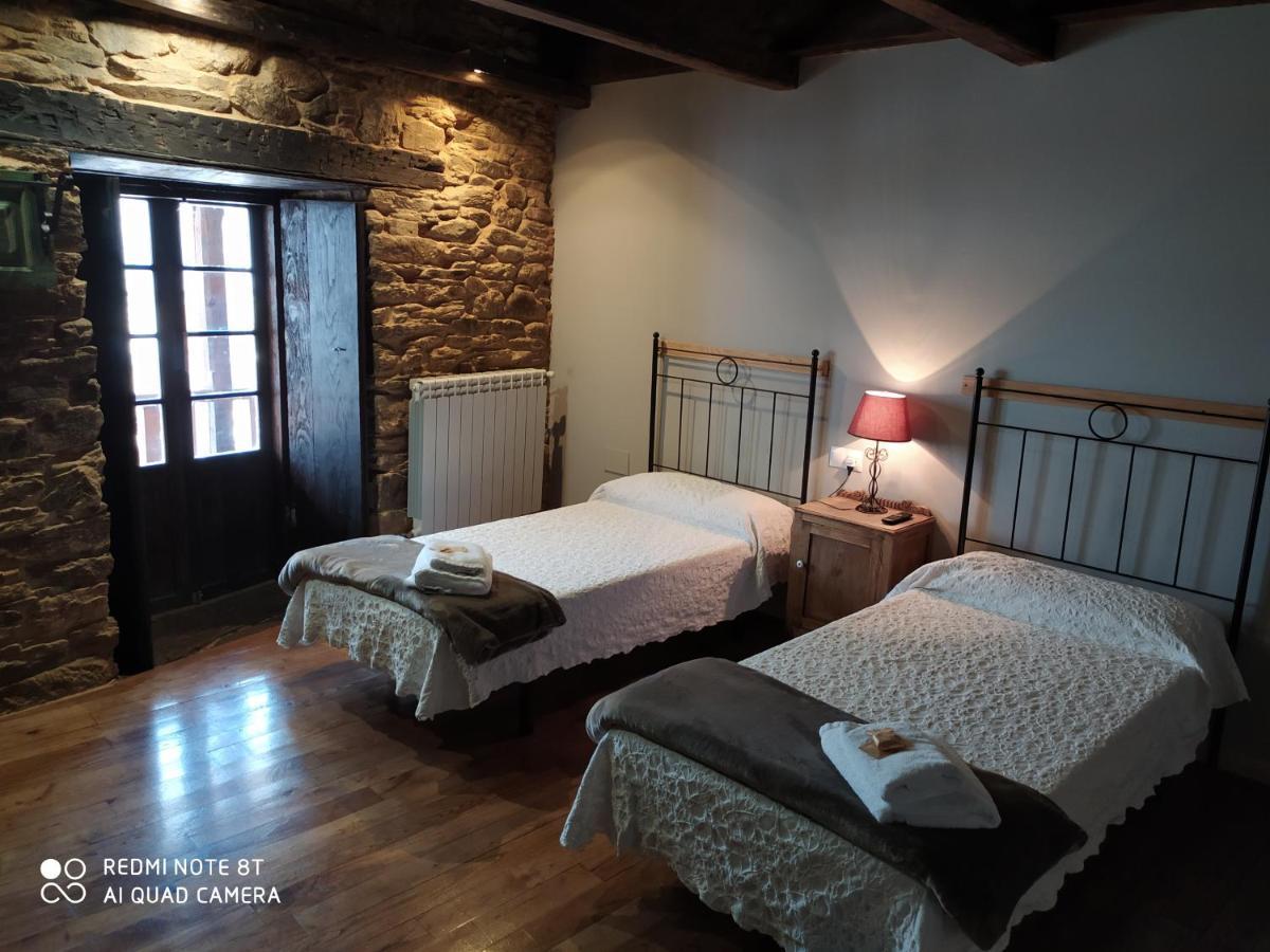 Albergue Atrio Triacastela Exterior foto